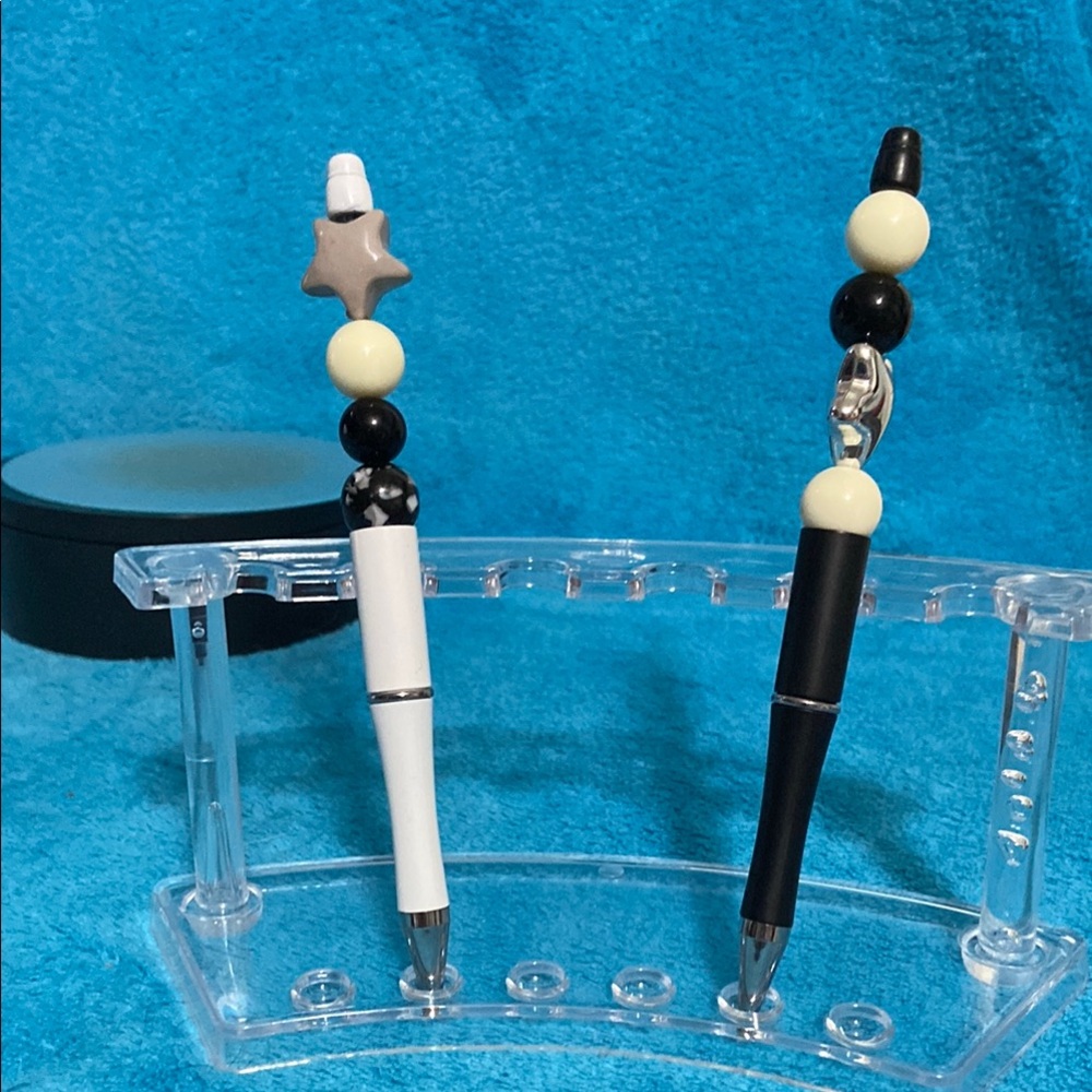 Beaded Black and White Pens